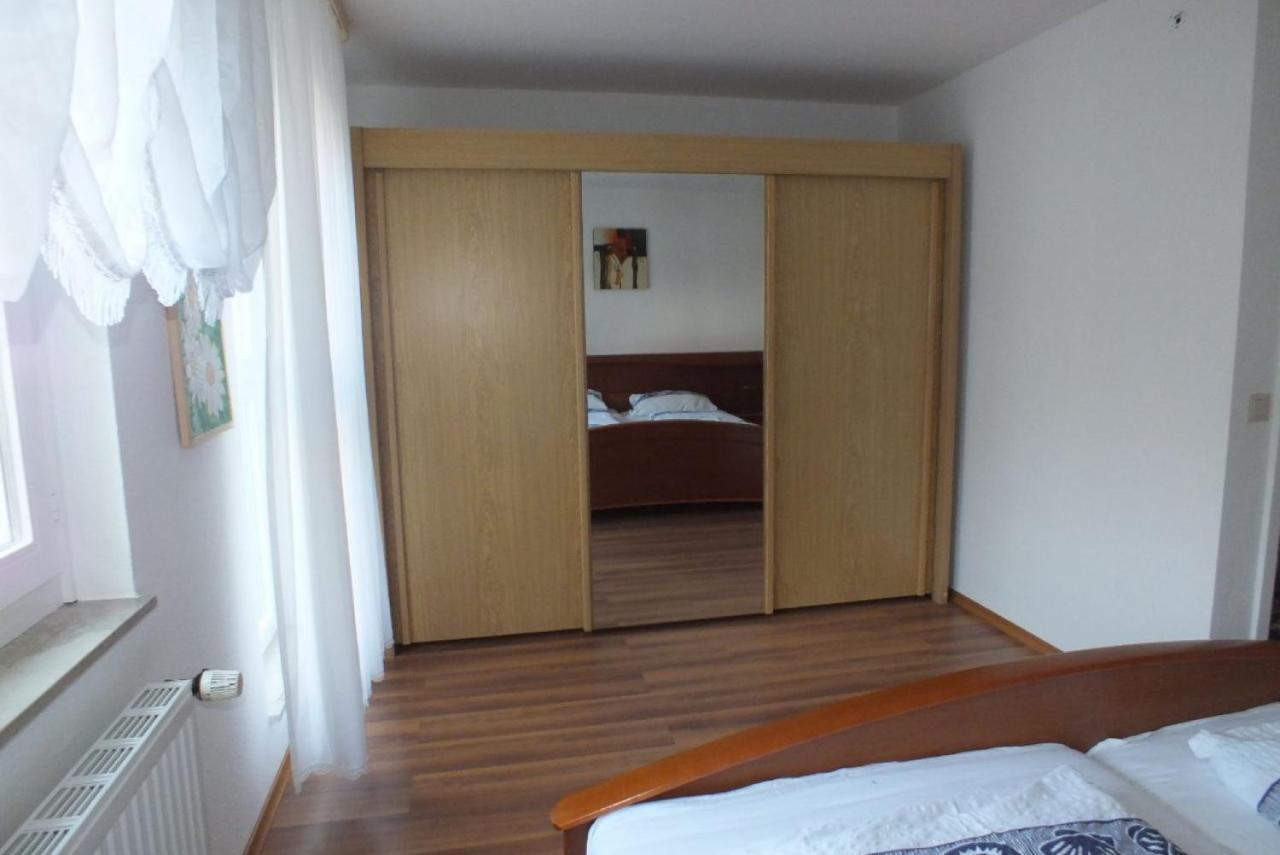 Private Apartment *